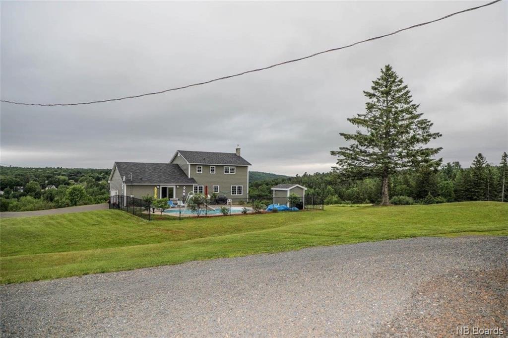328 River Street, Fredericton, New Brunswick, Canada