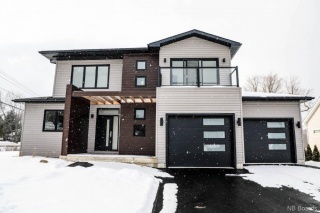 146 Stillwater Crescent, Fredericton New Brunswick, Canada