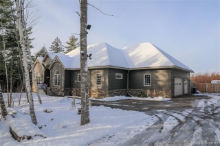 42 Corinth Avenue, Waasis New Brunswick, Canada