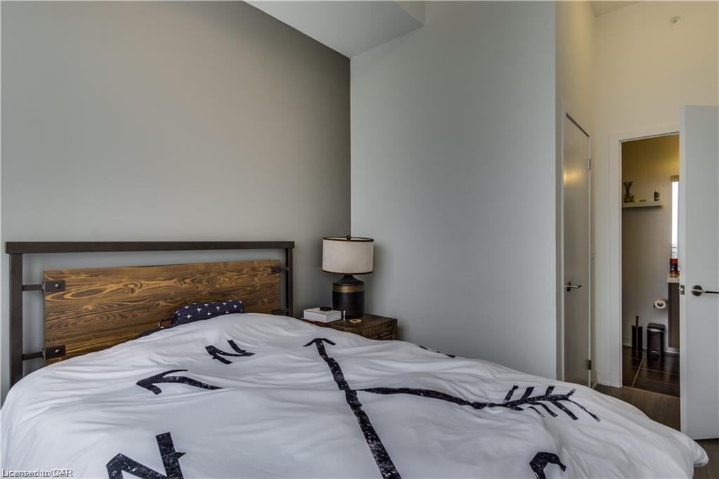 85 DUKE Street W Unit# 1705, Kitchener, Ontario, Canada