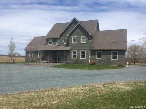108 560 Route, Upper Woodstock New Brunswick, Canada