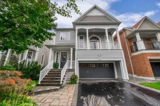 8 Strandmore Circ, Whitby Ontario, Canada