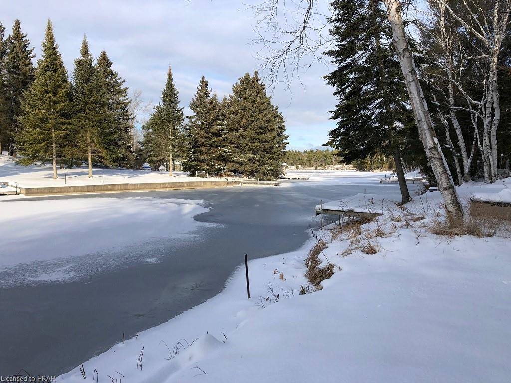 2390 JULIA SHORE Road E, Lakefield Ontario, Canada
