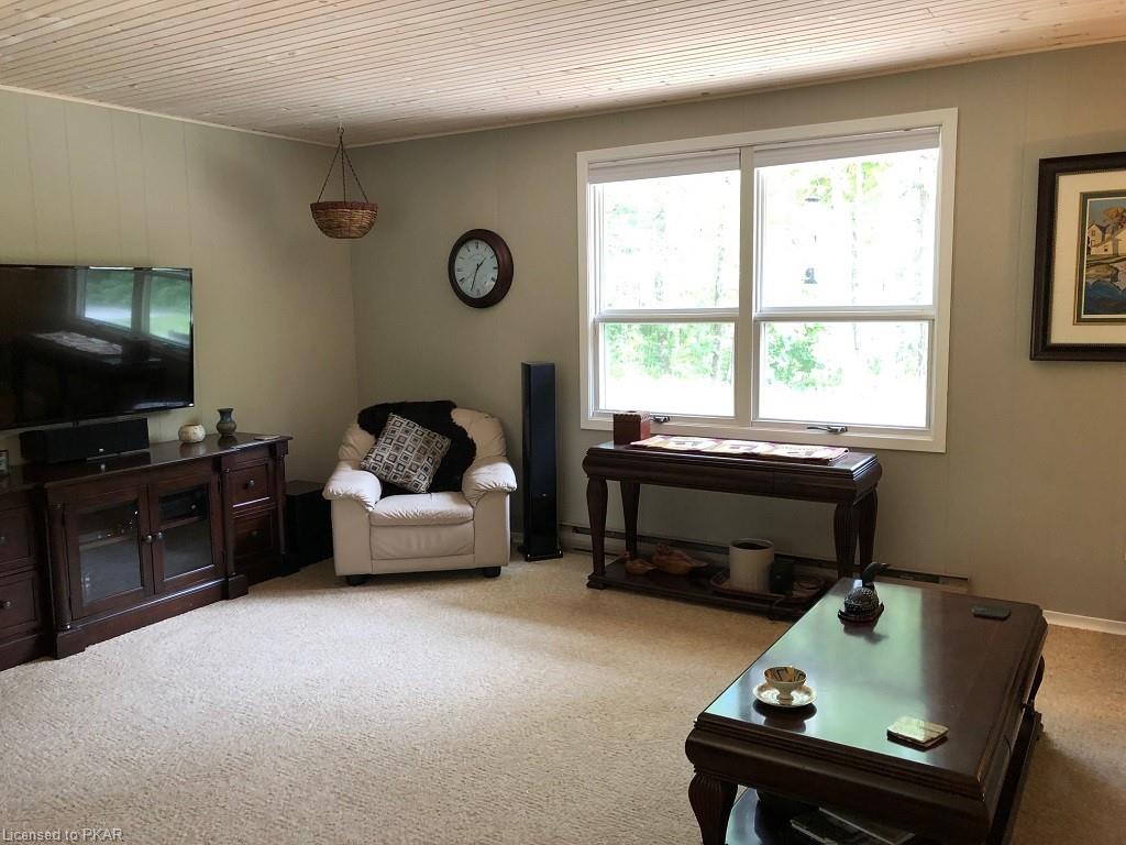 2390 JULIA SHORE Road E, Lakefield Ontario, Canada