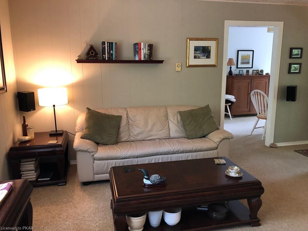 2390 JULIA SHORE Road E, Lakefield Ontario, Canada