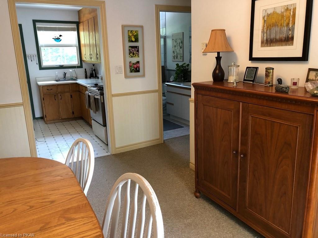2390 JULIA SHORE Road E, Lakefield Ontario, Canada