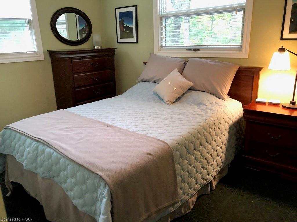 2390 JULIA SHORE Road E, Lakefield Ontario, Canada