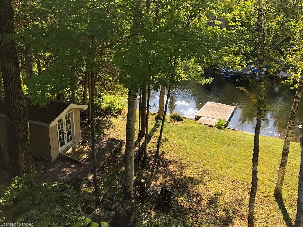 2390 JULIA SHORE Road E, Lakefield Ontario, Canada