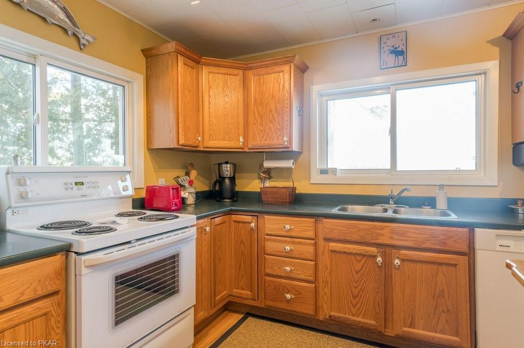 504 RISHOR Avenue, Lakefield Ontario, Canada