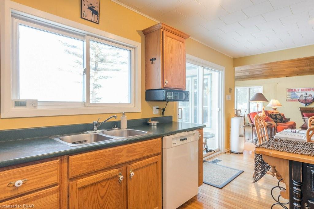 504 RISHOR Avenue, Lakefield Ontario, Canada