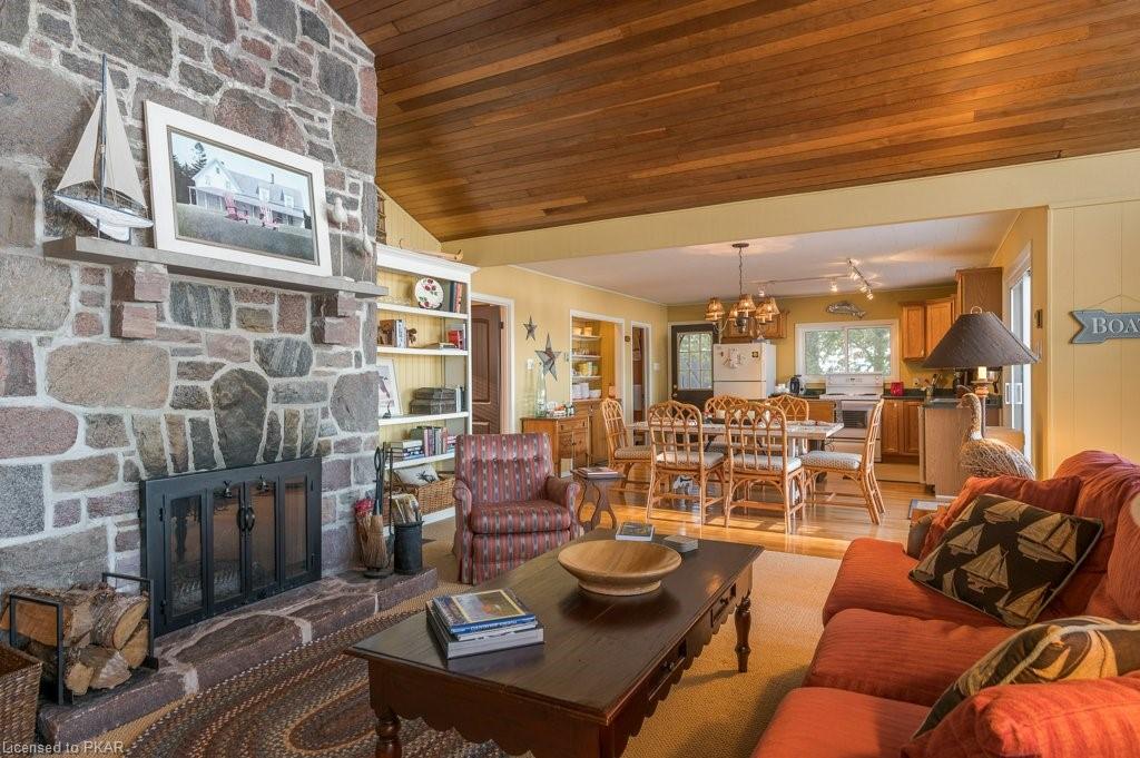 504 RISHOR Avenue, Lakefield Ontario, Canada