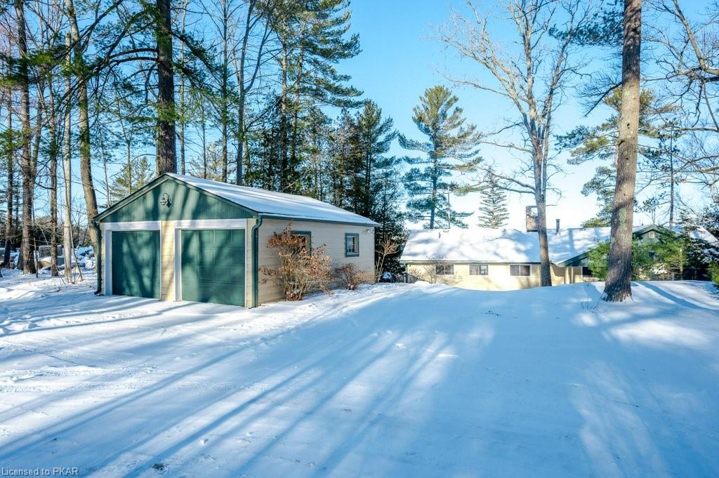 504 RISHOR Avenue, Lakefield Ontario, Canada