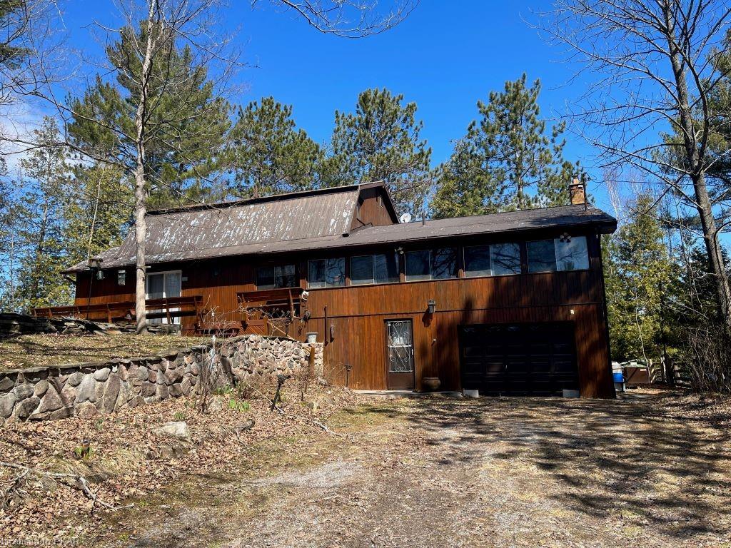 1710 SOUTH BAYSHORE RD W. Road, Douro-Dummer Township, Ontario, Canada