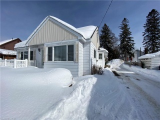 550 MARY Street N, Gravenhurst Ontario, Canada
