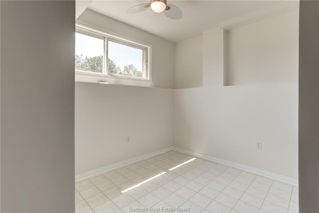 2084 Highgate Road, Sudbury, Ontario, Canada