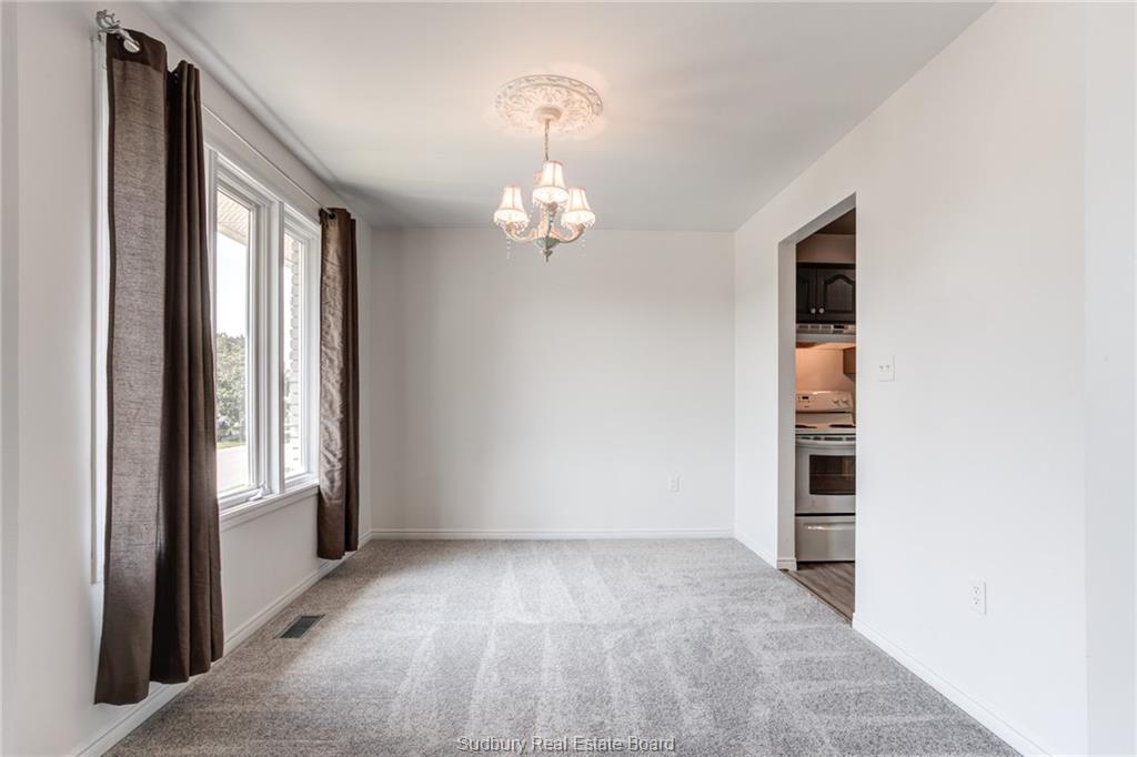 2084 Highgate Road, Sudbury, Ontario, Canada