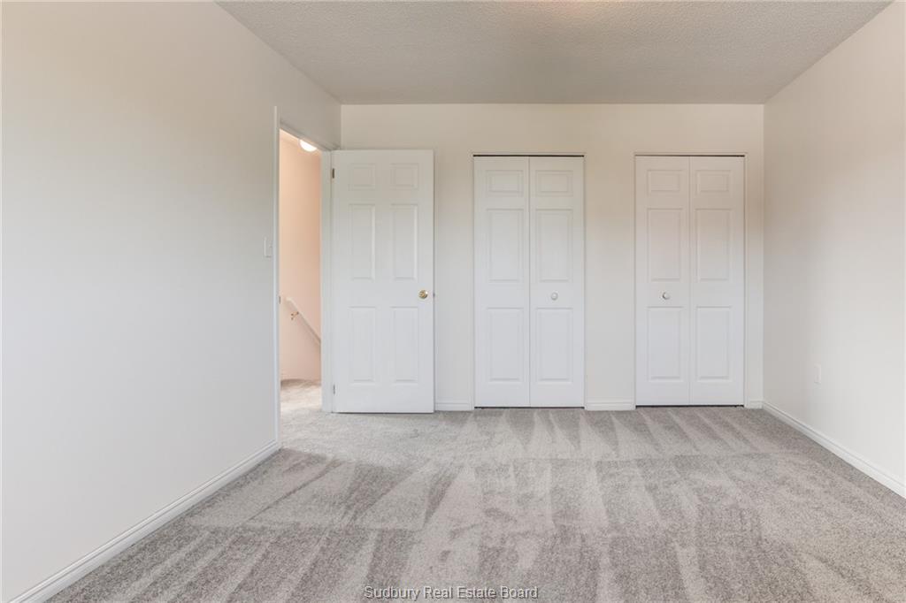 2084 Highgate Road, Sudbury, Ontario, Canada