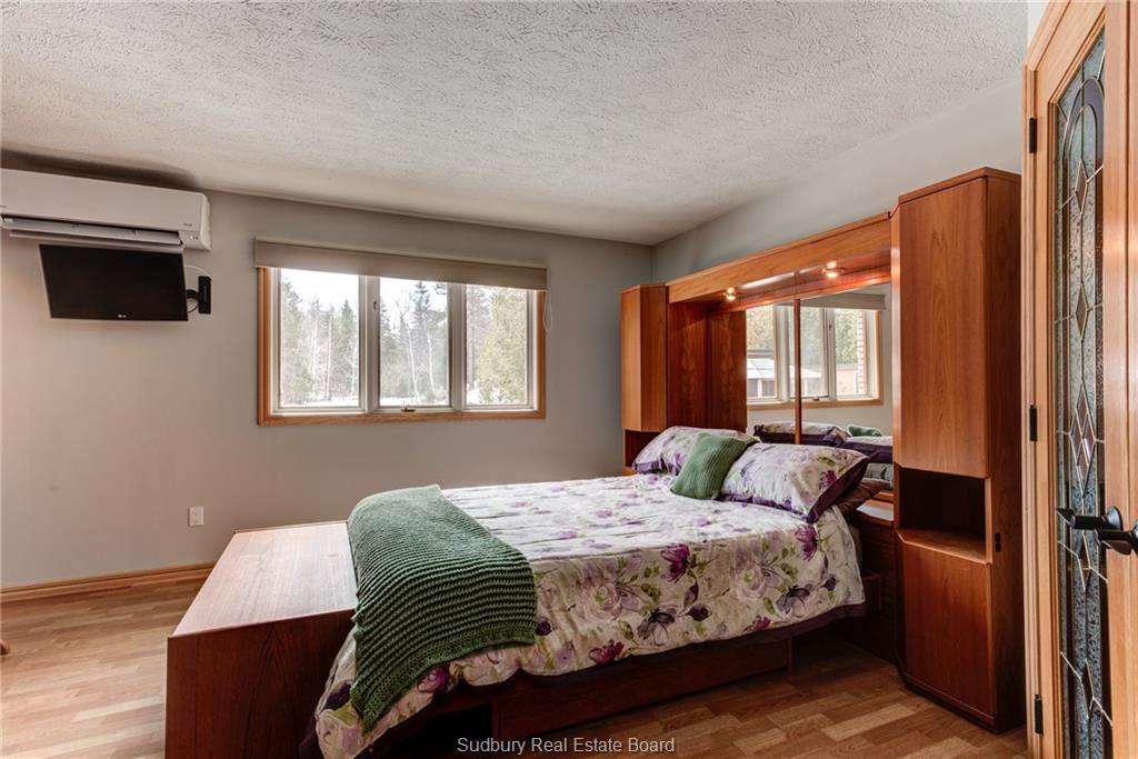 26 Whippoorwill Road, Estaire, Ontario, Canada