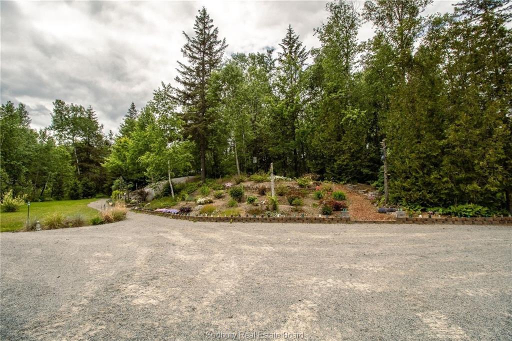 26 Whippoorwill Road, Estaire, Ontario, Canada