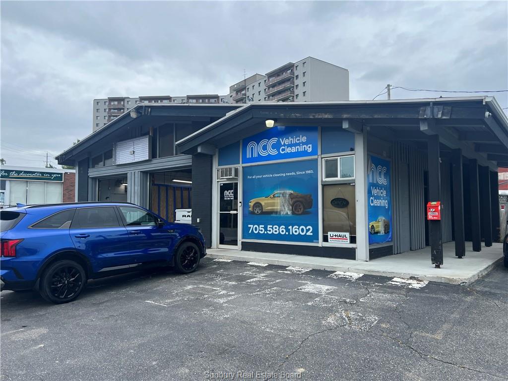 1658 Regent Street, Sudbury Ontario, Canada