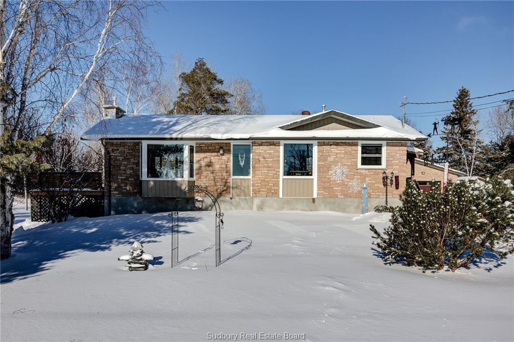 374 seguin, Chelmsford Ontario, Canada