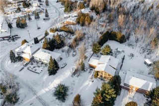 Albert, Azilda Ontario