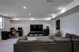 2963 Windstar Avenue, Chelmsford Ontario