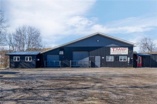 2858 highway 144 e, Chelmsford Ontario, Canada