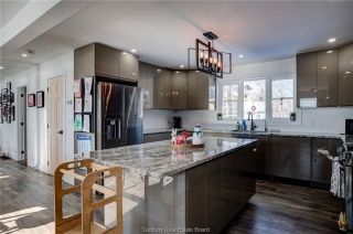 374 seguin, Chelmsford Ontario, Canada