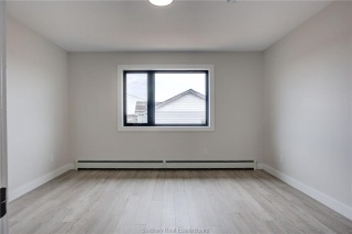 633 Notre Dame Unit# 2, Azilda Ontario