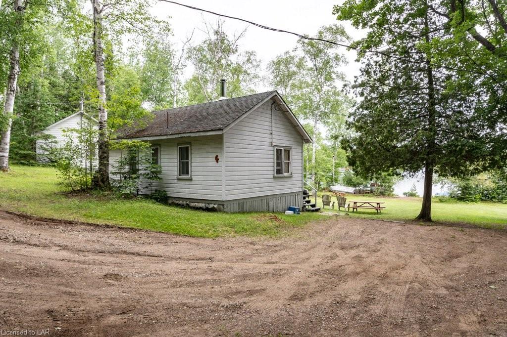 68 BAY LAKE Road, Emsdale Ontario, Canada
