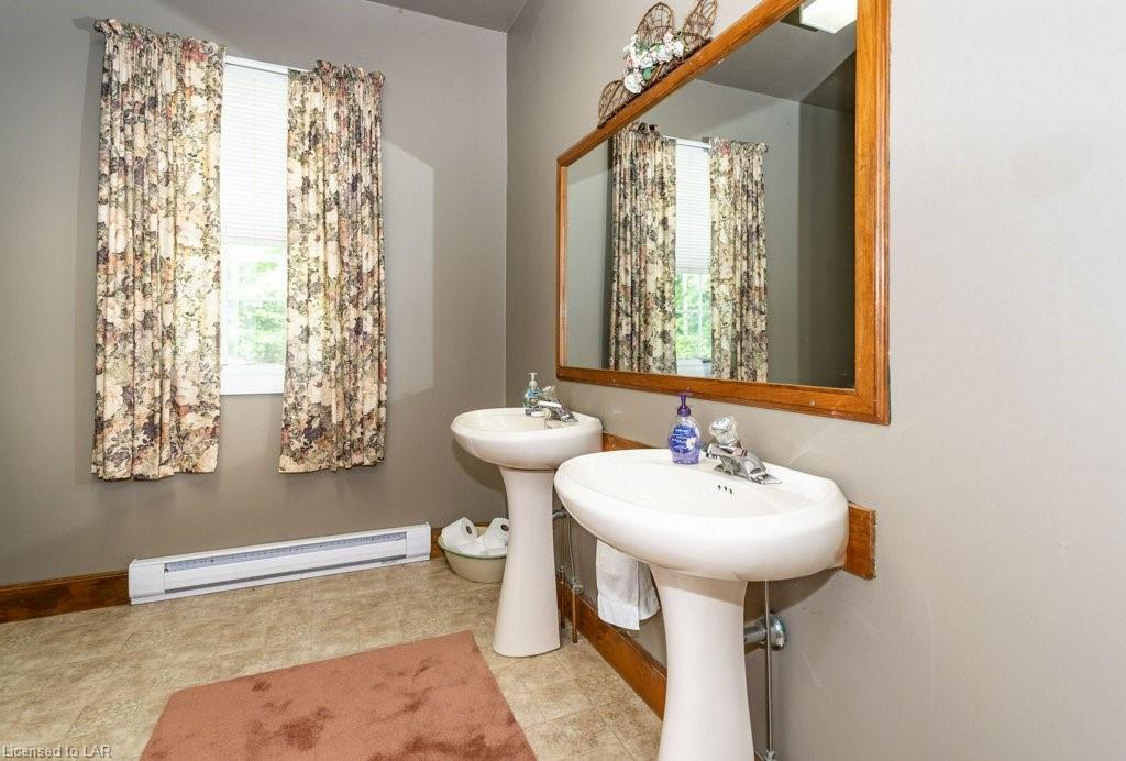 34 GORDON ISLAND, Ryerson Township Ontario, Canada