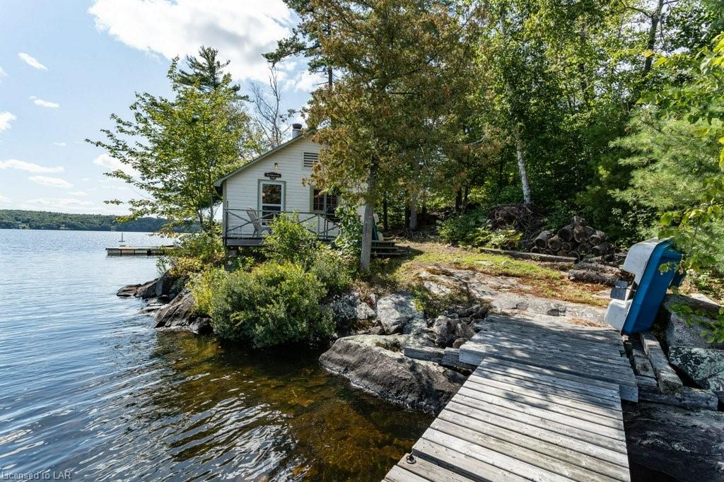 34 GORDON ISLAND, Ryerson Township Ontario, Canada