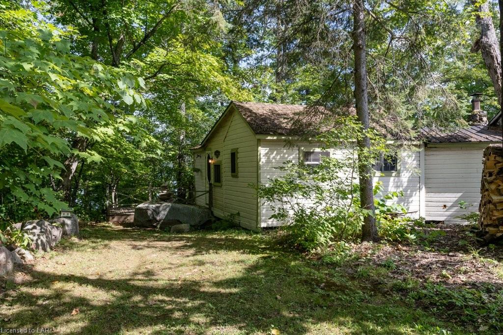 34 GORDON ISLAND, Ryerson Township Ontario, Canada