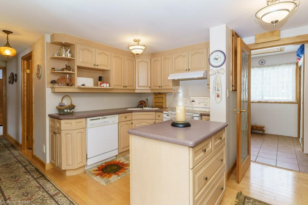 257 OTTER LAKE Road, Huntsville Ontario, Canada