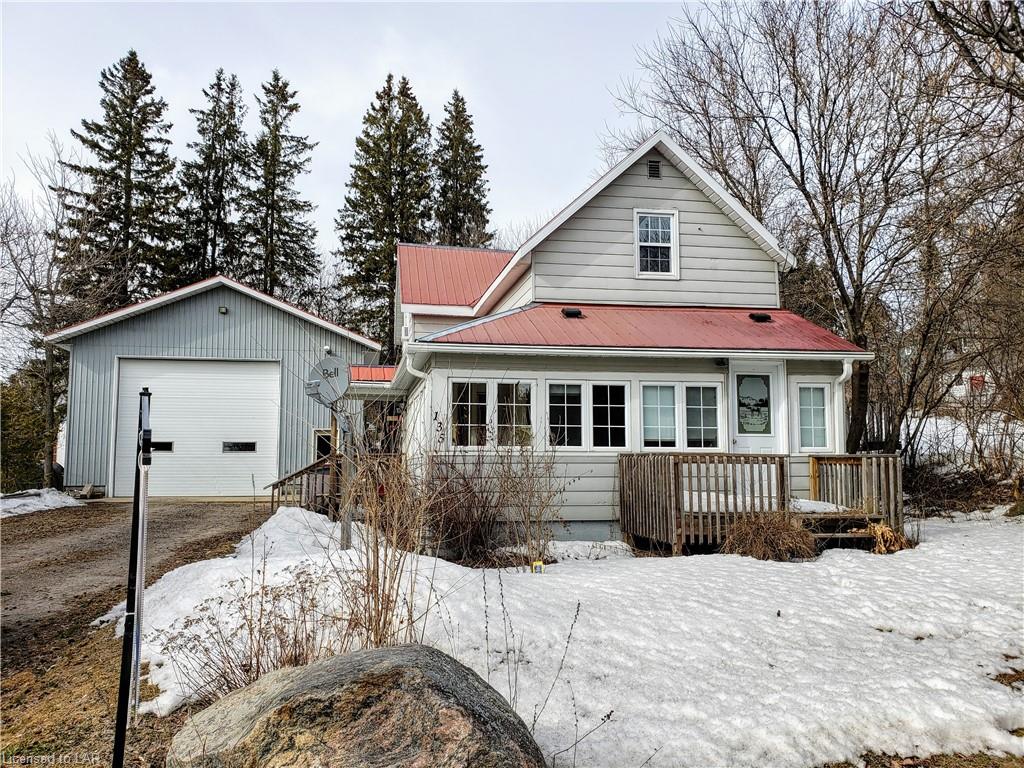 135 HUSTON Street, Burk's Falls Ontario, Canada