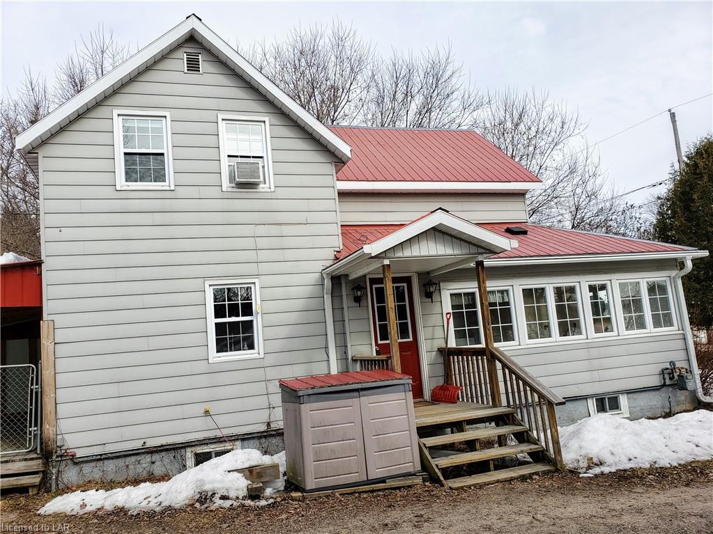 135 HUSTON Street, Burk's Falls Ontario, Canada