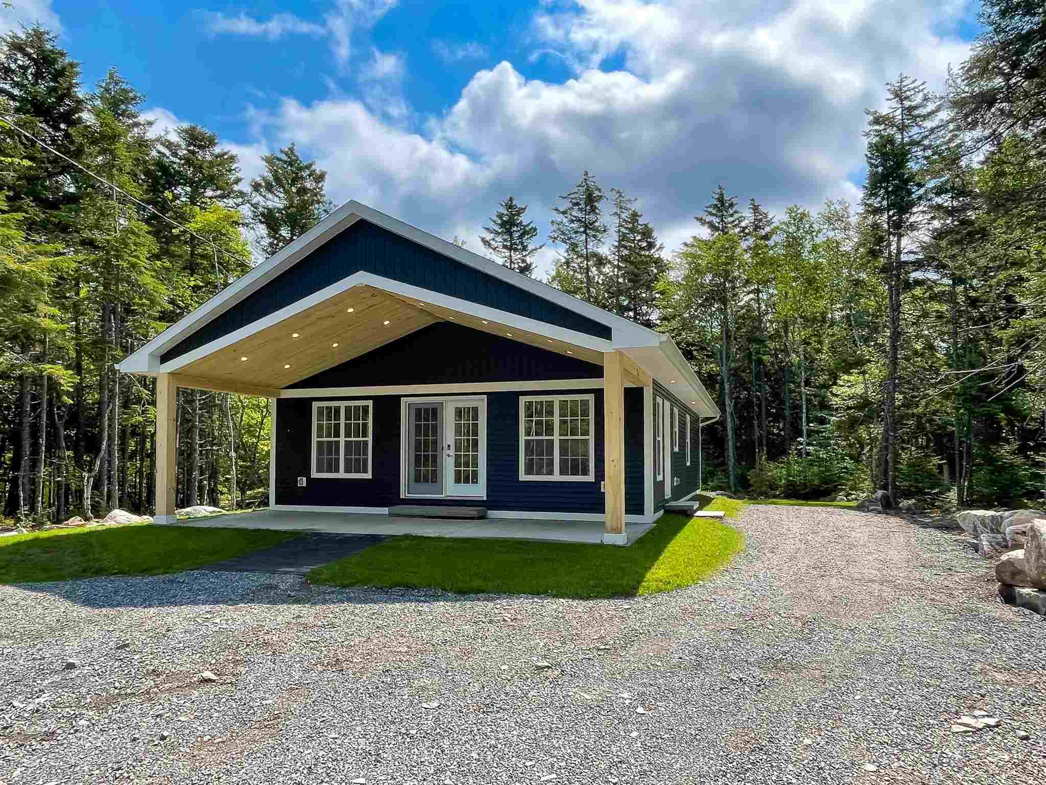 17 Loon Lane, Aylesford, Nova Scotia, Canada