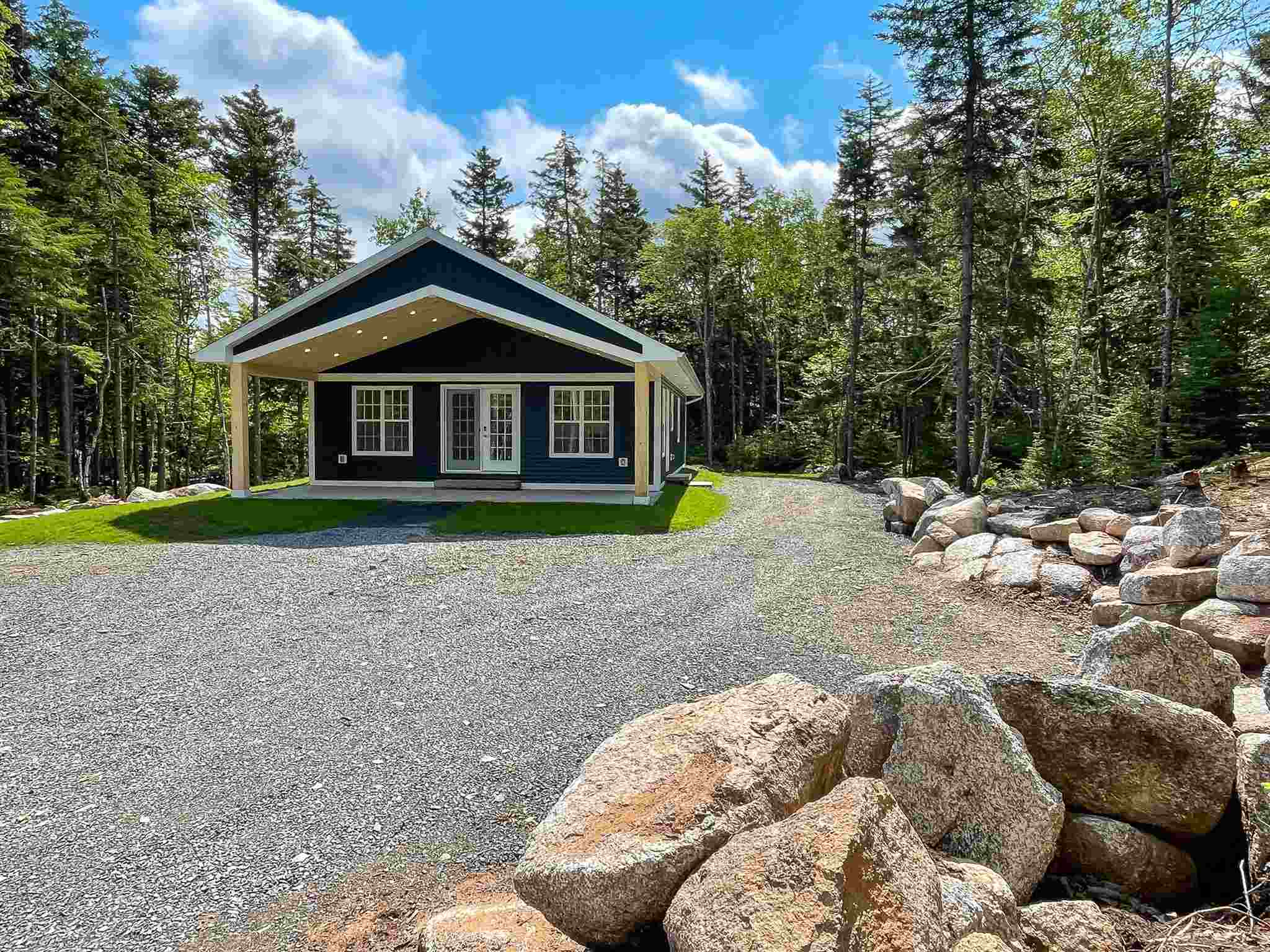 17 Loon Lane, Aylesford, Nova Scotia, Canada