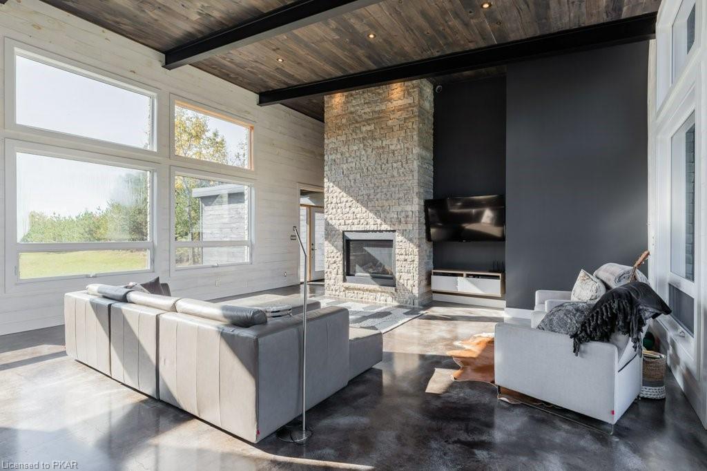 214 LONSBERRY Lane, Douro-Dummer Township Ontario, Canada