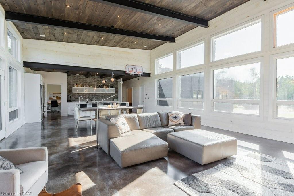 214 LONSBERRY Lane, Douro-Dummer Township Ontario, Canada