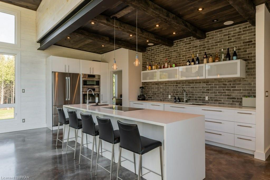 214 LONSBERRY Lane, Douro-Dummer Township Ontario, Canada
