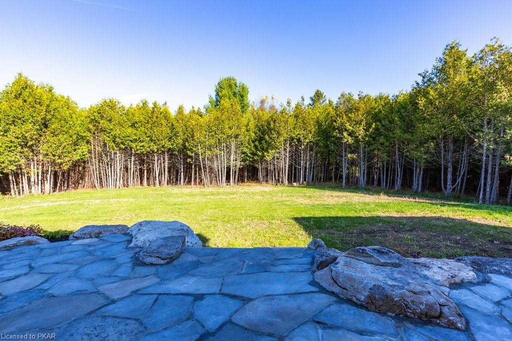 214 LONSBERRY Lane, Douro-Dummer Township Ontario, Canada