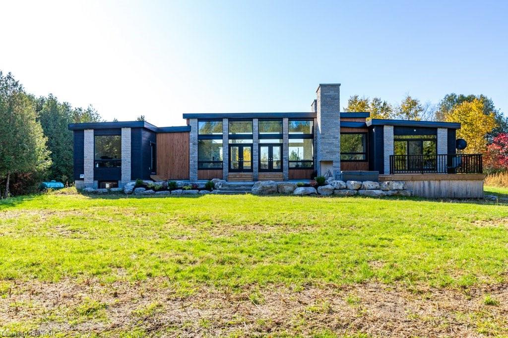 214 LONSBERRY Lane, Douro-Dummer Township Ontario, Canada
