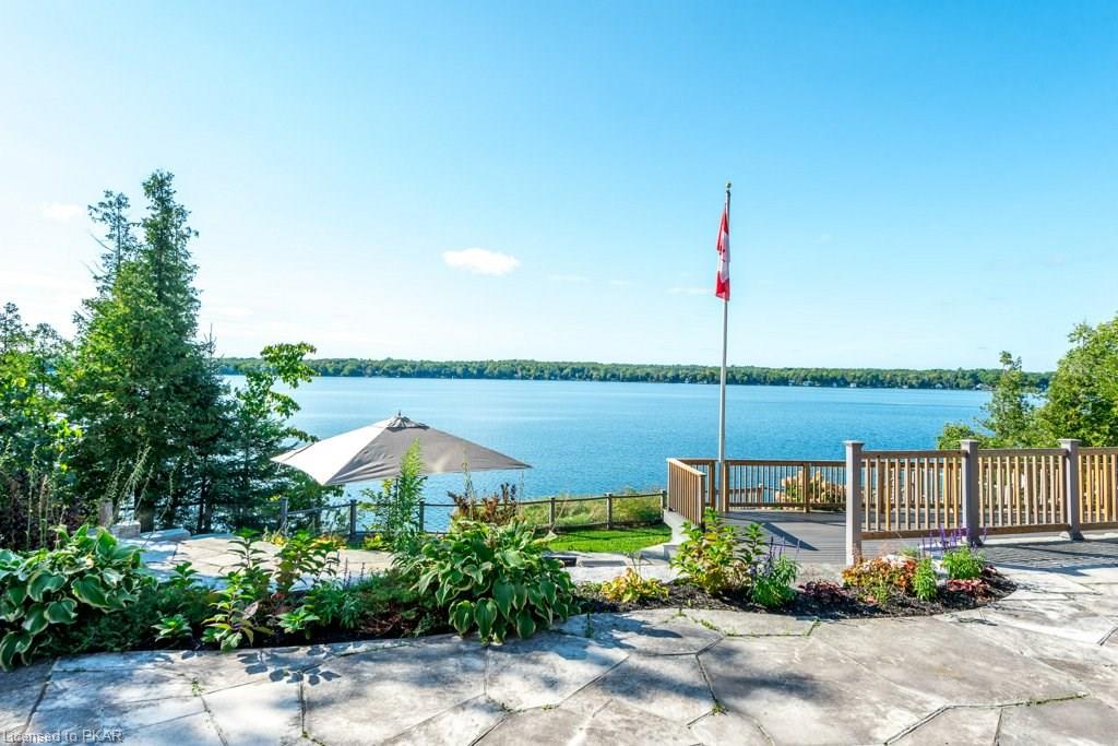 890 BIRCHVIEW Road, Lakefield Ontario, Canada