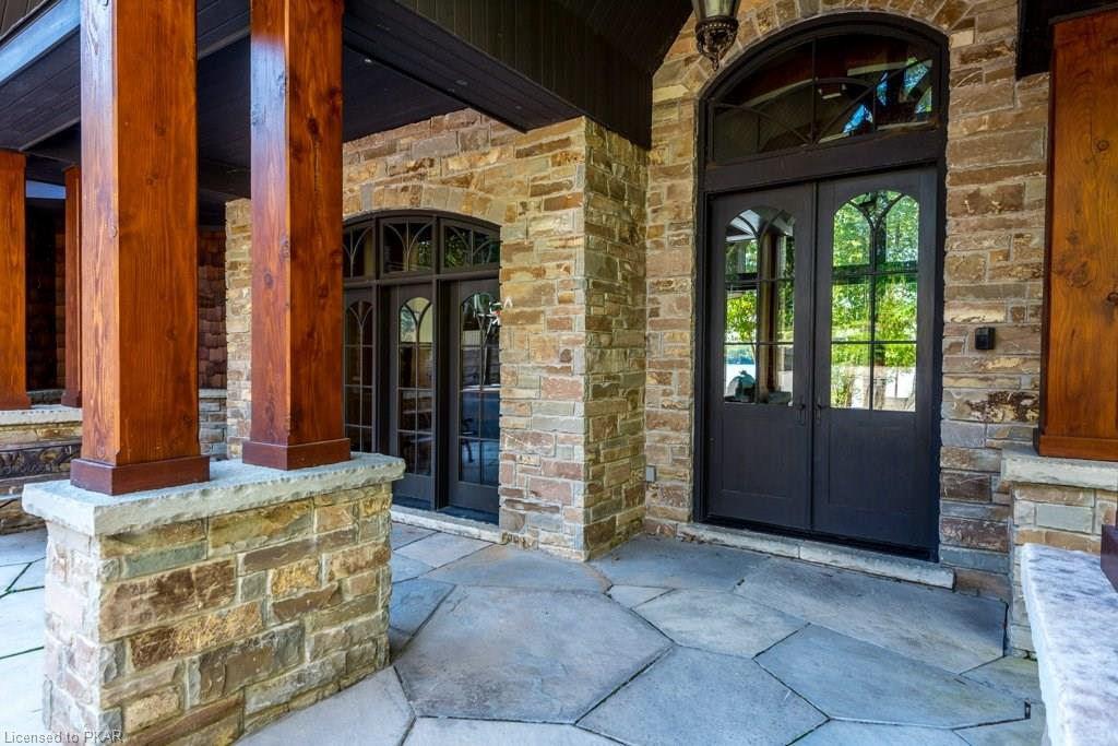890 BIRCHVIEW Road, Lakefield Ontario, Canada