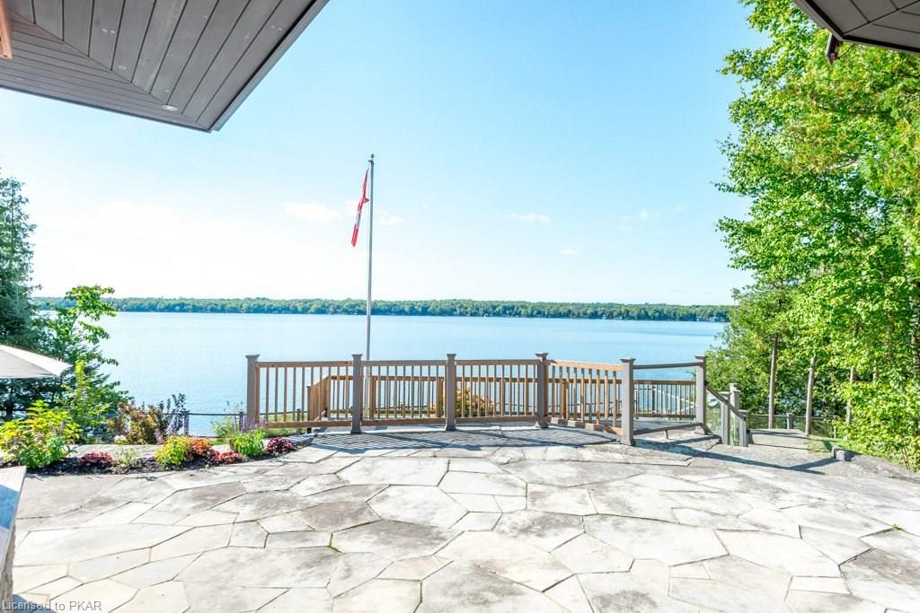 890 BIRCHVIEW Road, Lakefield Ontario, Canada