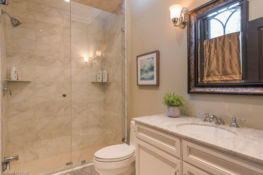 890 BIRCHVIEW Road, Lakefield Ontario, Canada