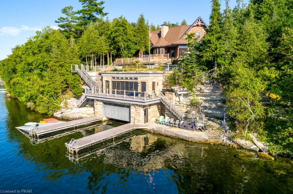 890 BIRCHVIEW Road, Lakefield Ontario, Canada