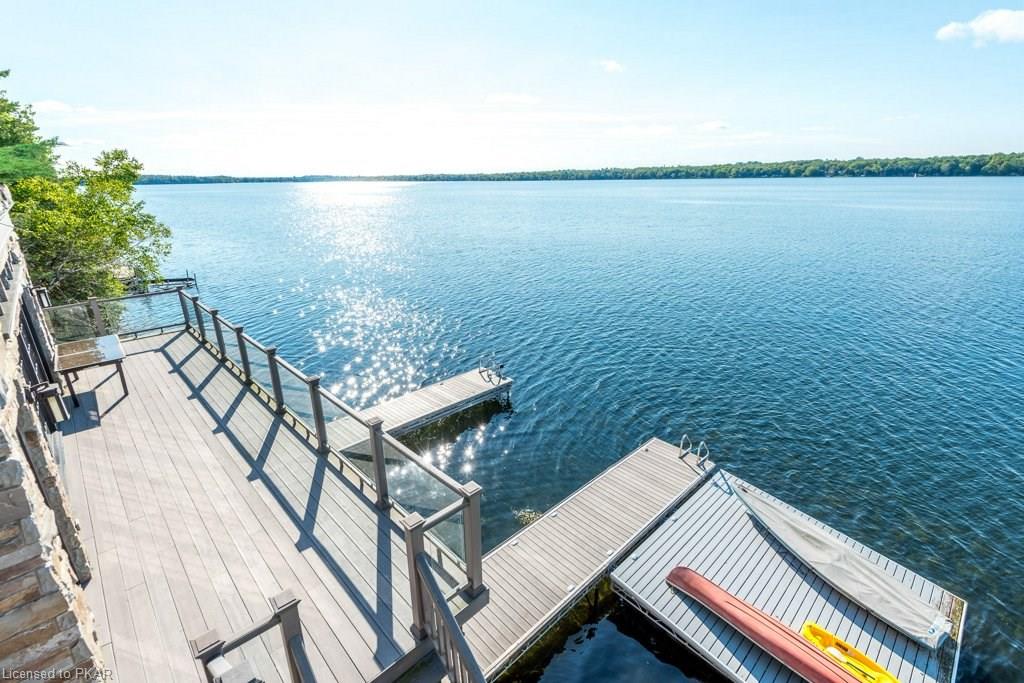 890 BIRCHVIEW Road, Lakefield Ontario, Canada
